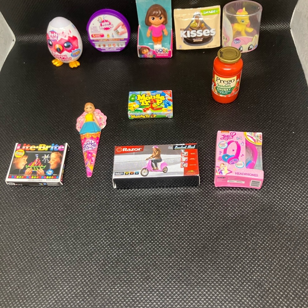 Mini Brand Grab Bag (11)